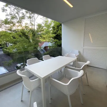 Apartman Bright With Terrace